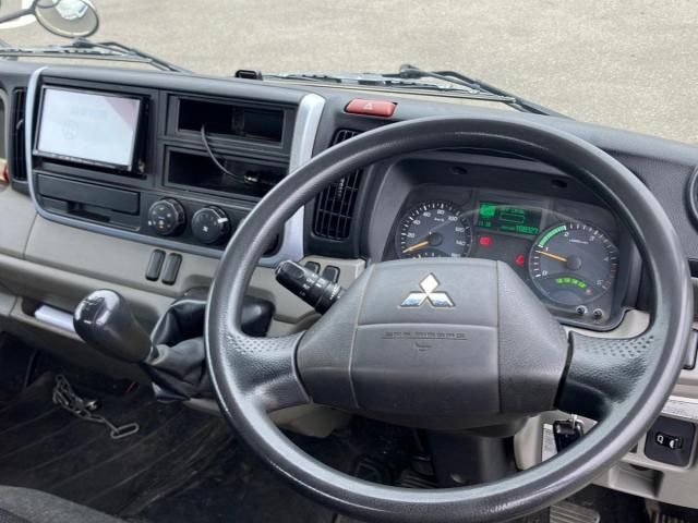 Mitsubishi CANTER 2017-03 7199514-17