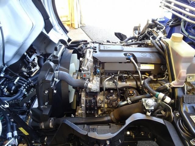 Mitsubishi CANTER 2025-12 7199486-13