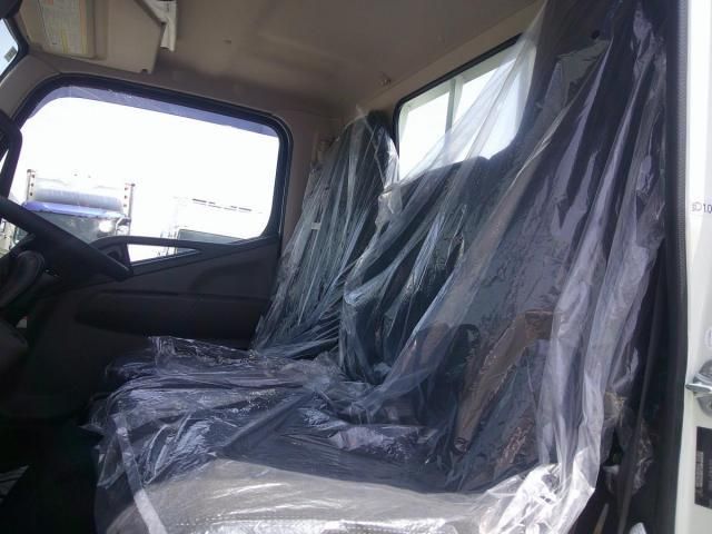 Mitsubishi CANTER 2025-12 7199495-17