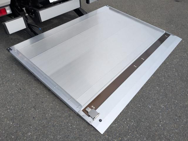 Mitsubishi CANTER 2025-10 7199461-8