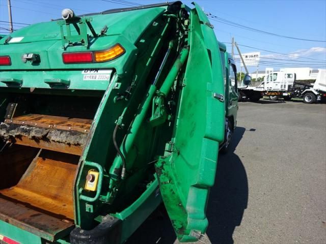 Mitsubishi CANTER 2013-04 7199504-11