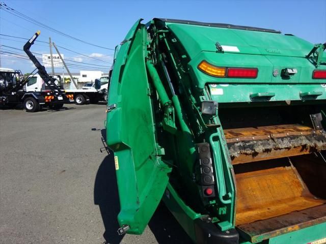 Mitsubishi CANTER 2013-04 7199504-12