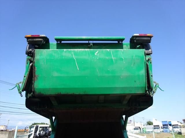 Mitsubishi CANTER 2013-04 7199504-15