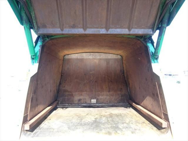 Mitsubishi CANTER 2013-04 7199504-18