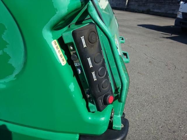 Mitsubishi CANTER 2013-04 7199504-23