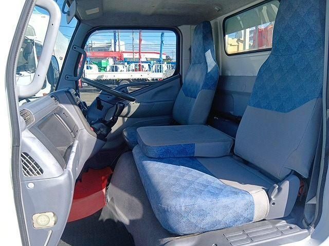 Mitsubishi CANTER 2004-05 7199512-20