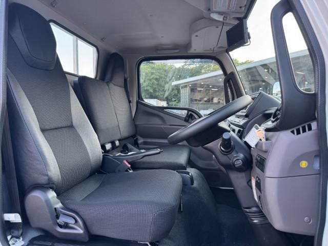 Mitsubishi CANTER 2026-01 7199488-23