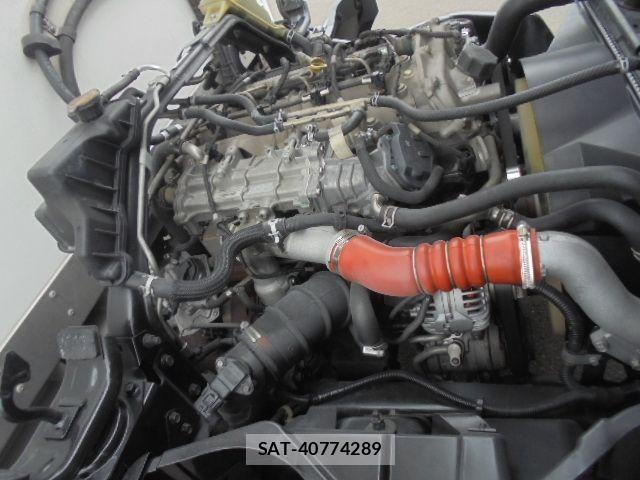 Mitsubishi CANTER 2014-11 7215740-13