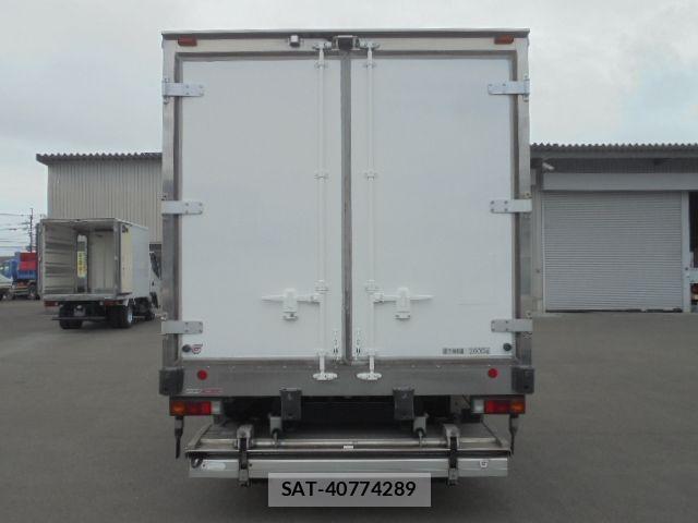 Mitsubishi CANTER 2014-11 7215740-19