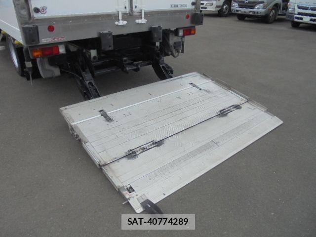 Mitsubishi CANTER 2014-11 7215740-25
