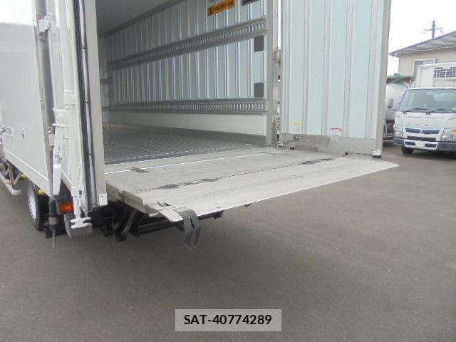 Mitsubishi CANTER 2014-11 7215740-26