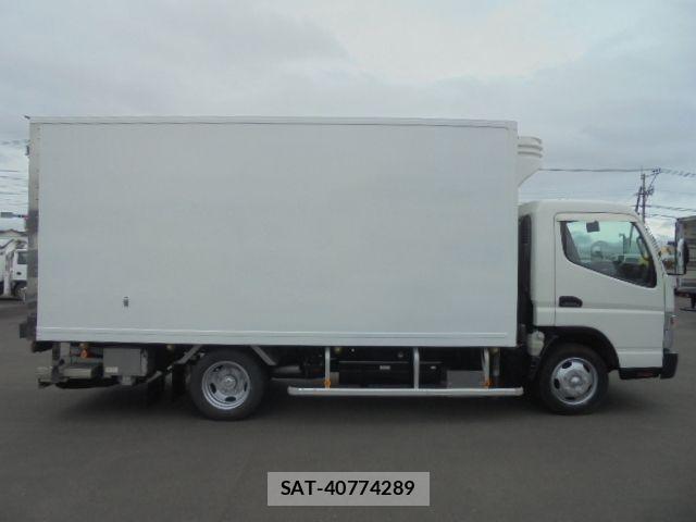 Mitsubishi CANTER 2014-11 7215740-6