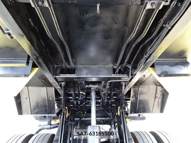 Mitsubishi CANTER 2014-11 7215736-13
