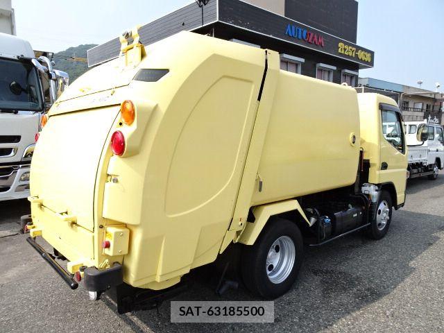 Mitsubishi CANTER 2014-11 7215736-1