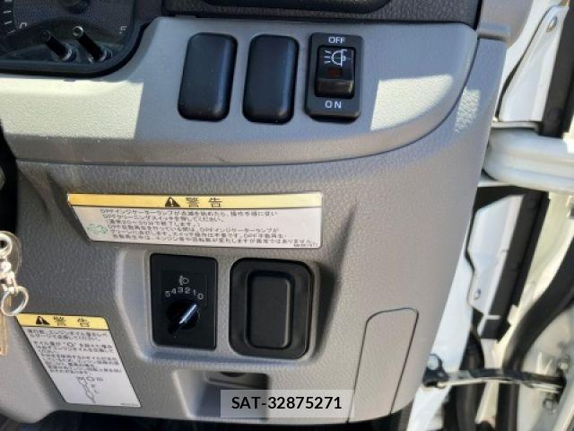 Mitsubishi CANTER 2022-02 7215769-20