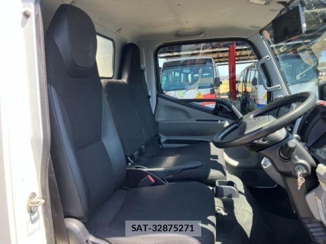 Mitsubishi CANTER 2022-02 7215769-23