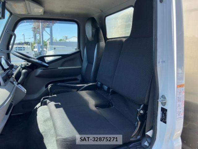 Mitsubishi CANTER 2022-02 7215769-24