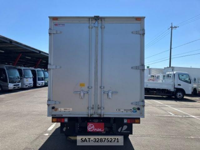 Mitsubishi CANTER 2022-02 7215769-3