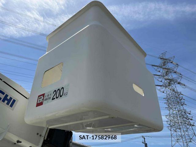 Mitsubishi CANTER 2018-01 7215760-10