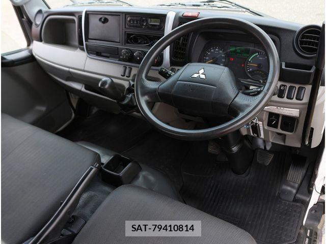 Mitsubishi CANTER 2016-06 7215742-22