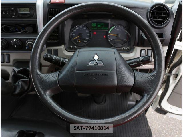 Mitsubishi CANTER 2016-06 7215742-24
