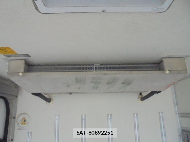 Mitsubishi CANTER 2017-08 7215749-29