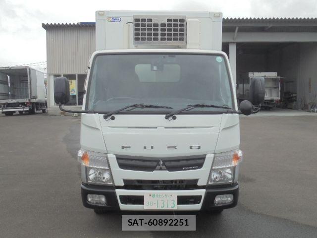 Mitsubishi CANTER 2017-08 7215749-5