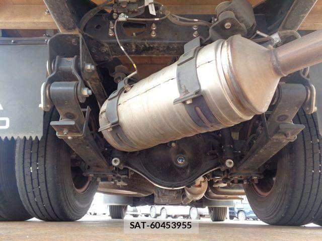 Mitsubishi CANTER 2016-11 7215737-18