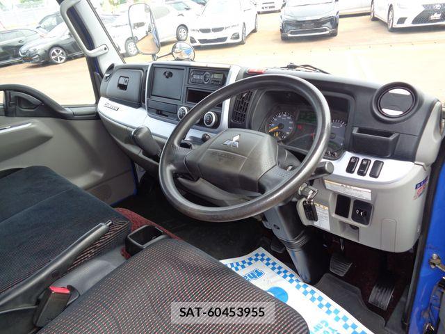 Mitsubishi CANTER 2016-11 7215737-1