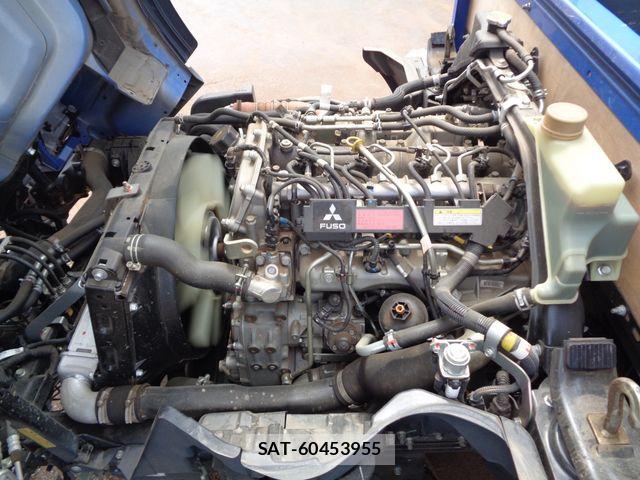 Mitsubishi CANTER 2016-11 7215737-24