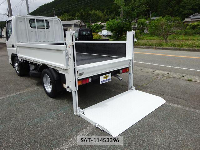 Mitsubishi CANTER 2005-04 7215733-9