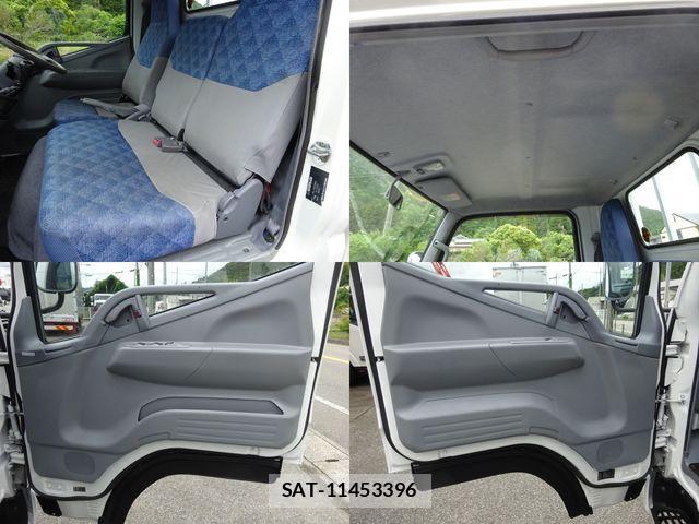 Mitsubishi CANTER 2005-04 7215733-18