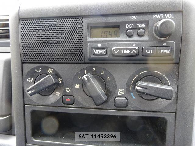 Mitsubishi CANTER 2005-04 7215733-19