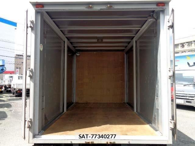 Mitsubishi CANTER 2017-04 7215745-10