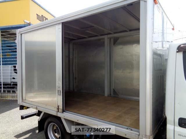Mitsubishi CANTER 2017-04 7215745-13