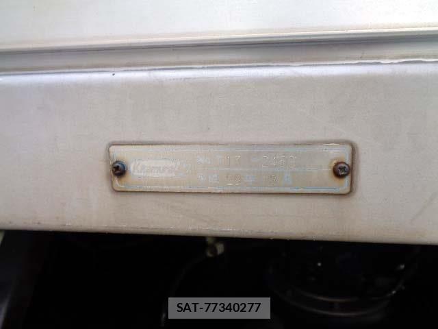 Mitsubishi CANTER 2017-04 7215745-23