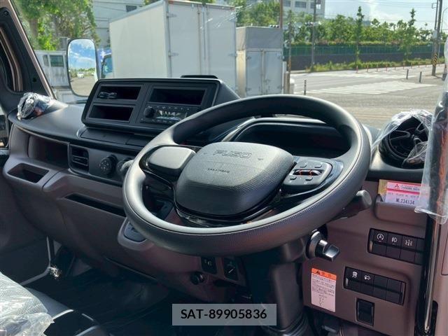 Mitsubishi CANTER 2026-05 7215806-22