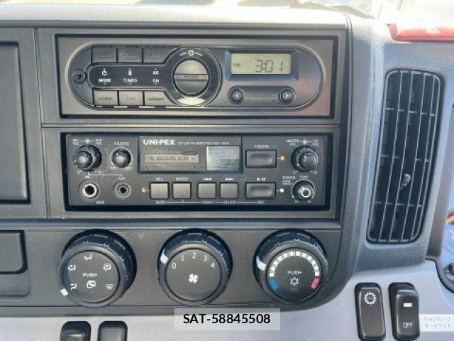 Mitsubishi CANTER 2016-03 7215738-21