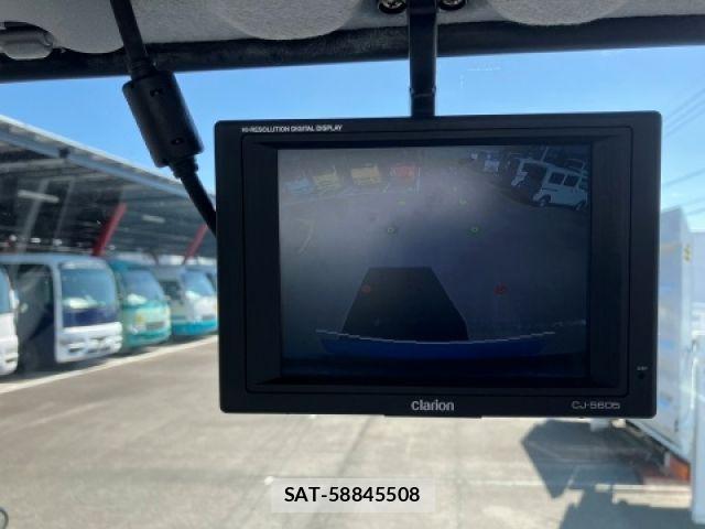 Mitsubishi CANTER 2016-03 7215738-23