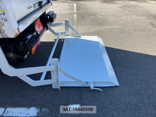 Mitsubishi CANTER 2016-03 7215738-7