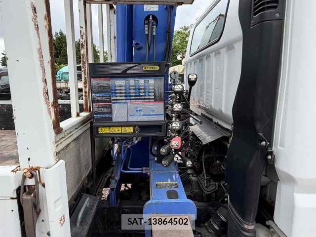 Mitsubishi CANTER 2014-06 7250011-16