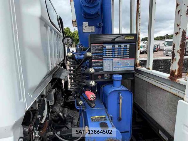 Mitsubishi CANTER 2014-06 7250011-18