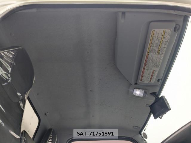 Mitsubishi CANTER 2018-02 7250037-14