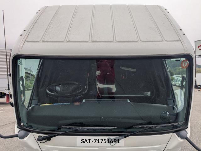 Mitsubishi CANTER 2018-02 7250037-21