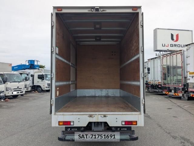 Mitsubishi CANTER 2018-02 7250037-5