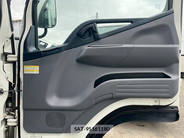 Mitsubishi CANTER 2014-12 7249675-17