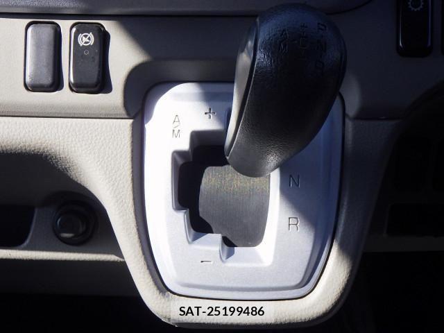 Mitsubishi CANTER 2017-08 7250024-15