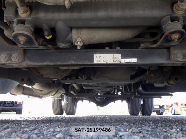 Mitsubishi CANTER 2017-08 7250024-27