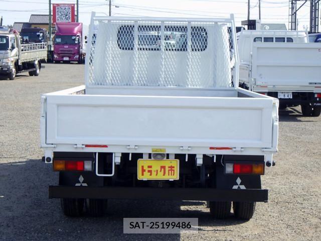 Mitsubishi CANTER 2017-08 7250024-5