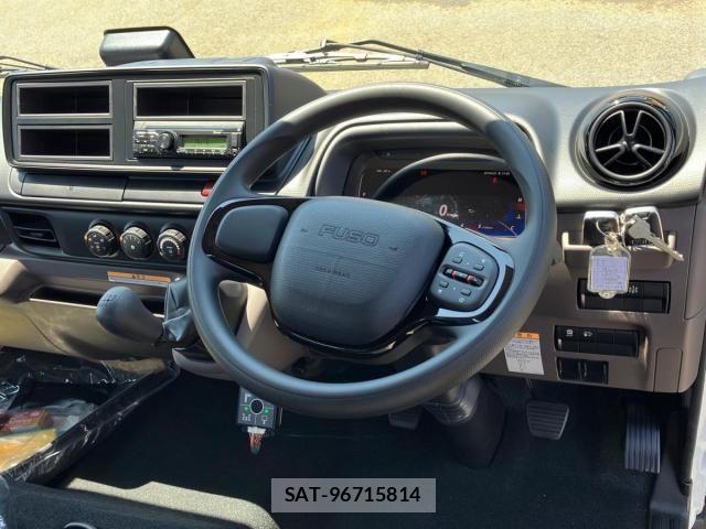 Mitsubishi CANTER 2025-12 7249989-20